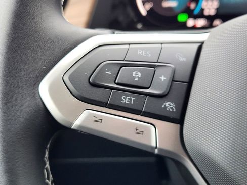 New 2026 Volkswagen Atlas SE image 21