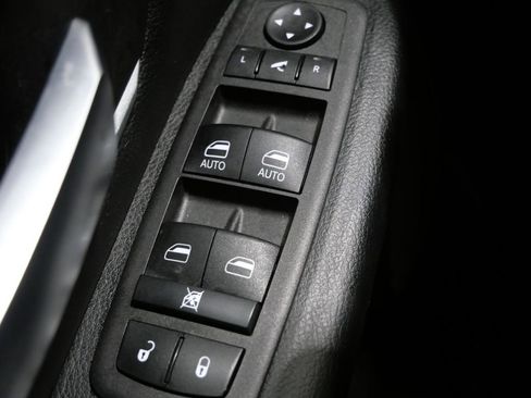 Used 2023 RAM 1500 Big Horn image 12