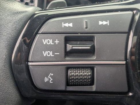 Used 2022 Honda Civic Touring image 11