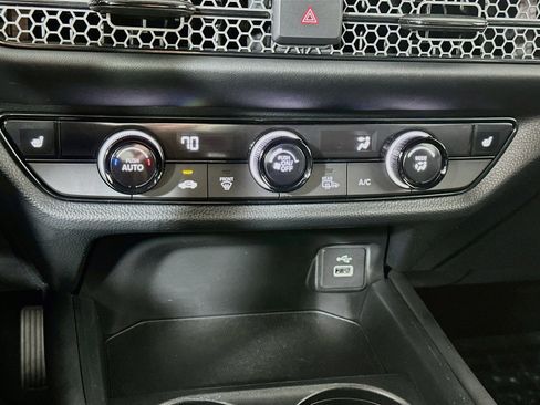 Used 2024 Honda HR-V Sport image 15