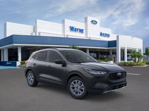 New 2026 Ford Escape Active w/ Tech Pack #1 FWD image 7