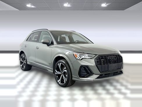 Used 2024 Audi Q3 2.0T Premium Plus w/ Premium Plus Package AWD/4WD image 7