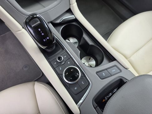 Used 2020 Cadillac XT6 Premium Luxury FWD image 25