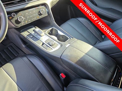 Used 2025 INFINITI QX60 Pure image 25