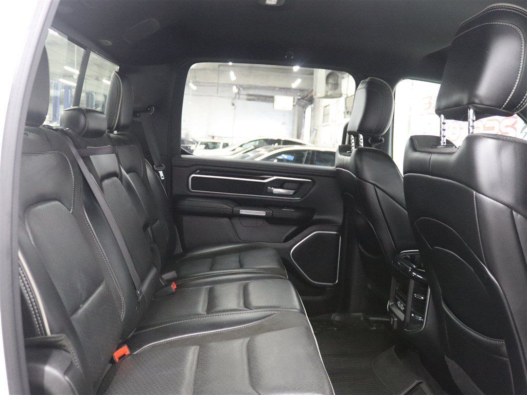 Used 2020 RAM 1500 Laramie w/ Sport Appearance Package AWD/4WD image 23