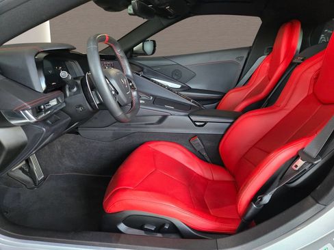 Used 2024 Chevrolet Corvette Stingray Coupe w/ 1LT RWD image 20