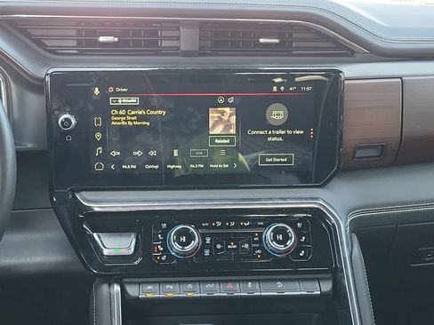 Used 2025 GMC Sierra 1500 Denali Ultimate image 10