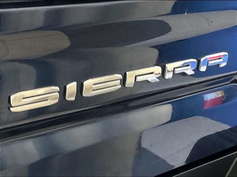 Used 2022 GMC Sierra 1500 SLT w/ SLT Premium Plus Package image 29