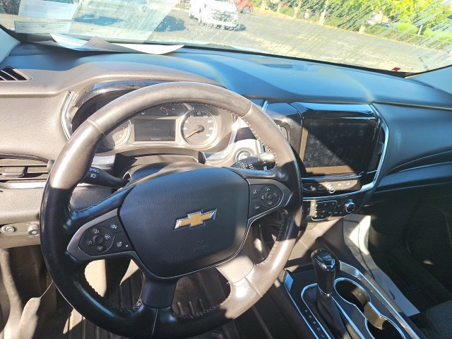 Used 2020 Chevrolet Traverse LT w/ Driver Confidence II Package AWD/4WD image 10