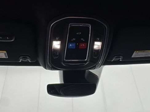 Used 2022 Jeep Wagoneer Series II w/ Rear Seat Video Group 1 RWD image 28