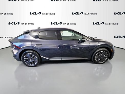 New 2026 Kia EV6 Light RWD image 8