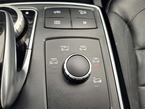 Used 2017 Mercedes-Benz GLE 43 AMG 4MATIC image 26