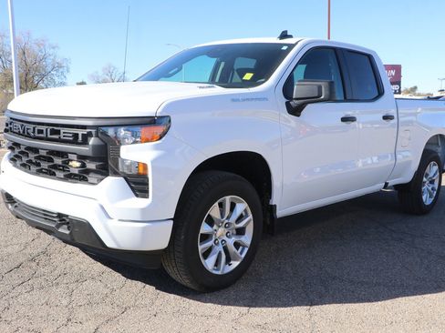 New 2026 Chevrolet Silverado 1500 Custom image 3