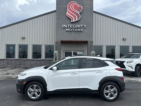 Used 2023 Hyundai Kona SEL w/ Convenience Package image 1