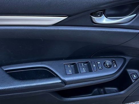 Used 2020 Honda Civic Sport image 14