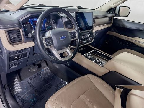 Used 2024 Ford Expedition Max Limited image 10
