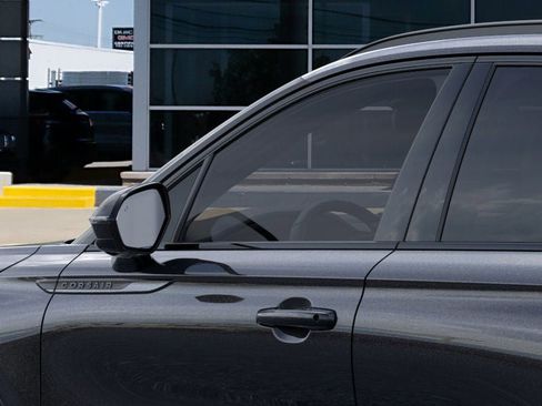 New 2023 Lincoln Corsair Reserve w/ Equipment Group 202A AWD/4WD image 20