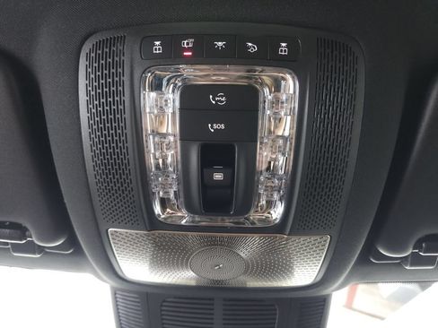 Used 2026 Mercedes-Benz GLS 580 4MATIC image 25