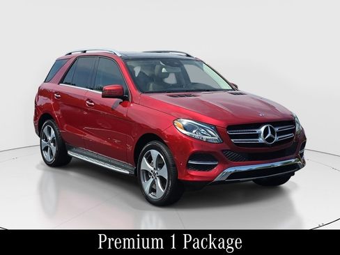 Used 2019 Mercedes-Benz GLE 400 4MATIC image 3