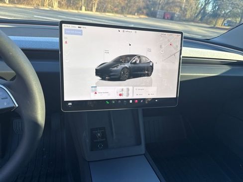 Used 2024 Tesla Model 3 Standard Range image 7