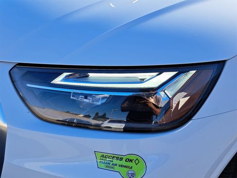 Used 2023 Audi Q5 e Premium Plus w/ Premium Plus Package image 35