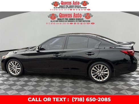 Used 2019 INFINITI Q50 Luxe w/ Essential Package (3.0T Luxe) image 3