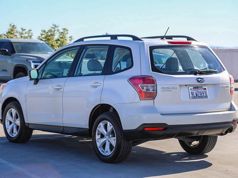 Used 2015 Subaru Forester 2.5i w/ Alloy Wheel Package AWD/4WD image 7