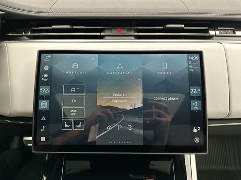Certified 2026 Land Rover Range Rover Sport Dynamic SE AWD/4WD image 21