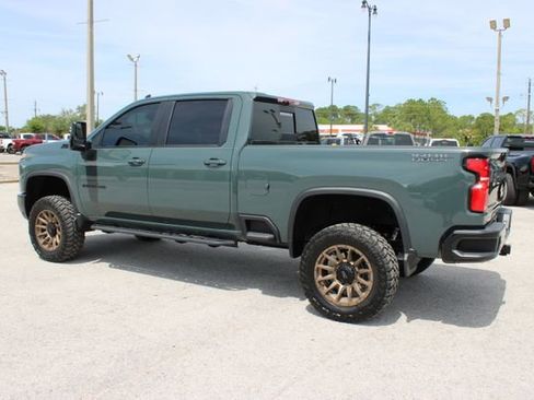 Used 2025 Chevrolet Silverado 2500 LT w/ Trail Boss Package AWD/4WD image 7