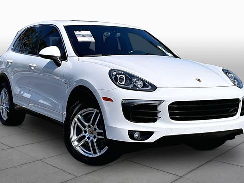 Used 2015 Porsche Cayenne Diesel AWD/4WD image 2