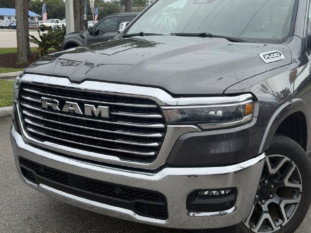 Used 2026 RAM 1500 Laramie AWD/4WD image 6