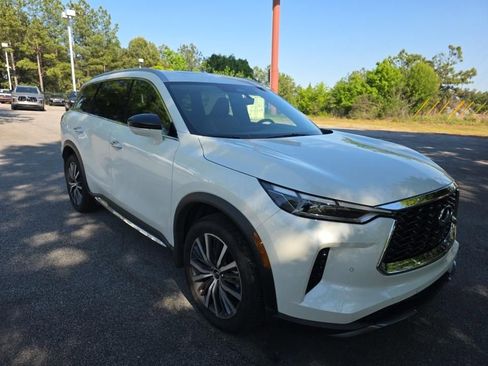 Used 2023 INFINITI QX60 Sensory w/ Vision Package image 7