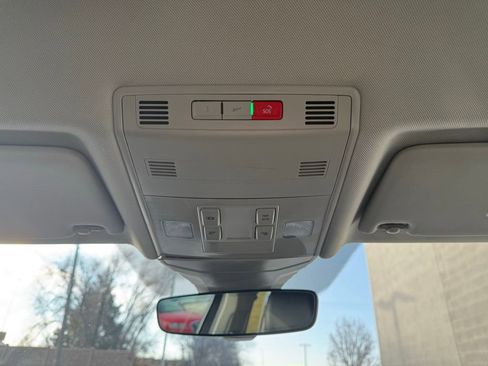 Used 2024 Volkswagen Jetta SE image 16