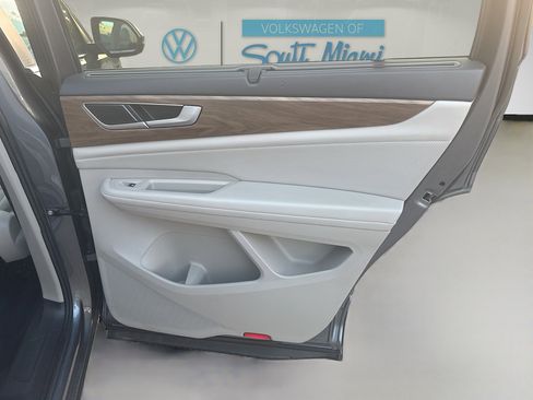 Certified 2024 Volkswagen Atlas SE image 31