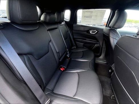 New 2026 Jeep Compass Latitude AWD/4WD image 27