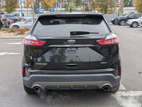 Used 2020 Ford Edge SEL w/ Convenience Package image 4