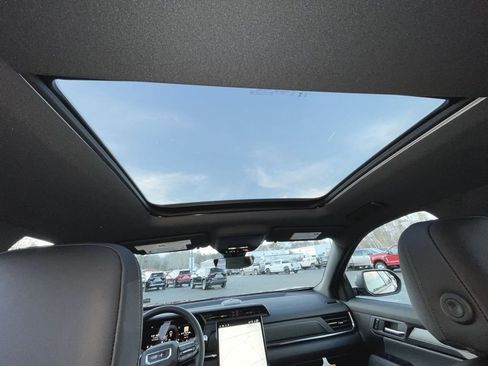 New 2026 GMC Terrain AT4 w/ Technology Package II image 24