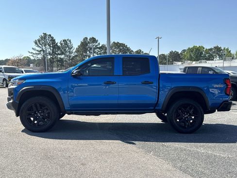 Used 2024 Chevrolet Colorado Trail Boss w/ Advanced Trailering Package AWD/4WD image 7