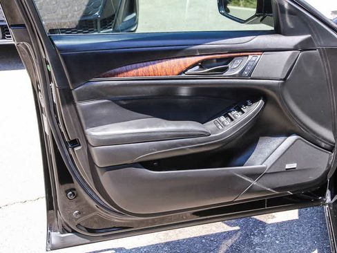 Used 2019 Cadillac CTS Luxury RWD image 22
