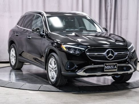 Certified 2026 Mercedes-Benz GLC 300 image 5