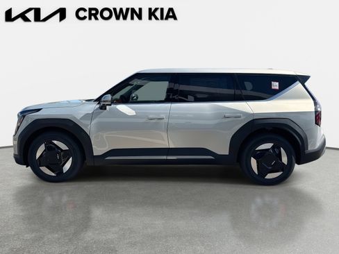 New 2026 Kia EV9 Light image 8