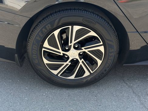 Used 2021 Hyundai Sonata Blue FWD image 34