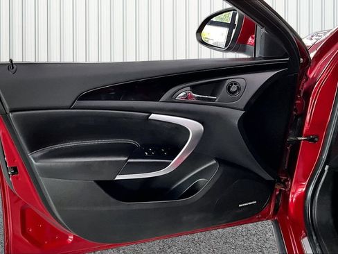 Used 2013 Buick Regal Premium FWD image 18