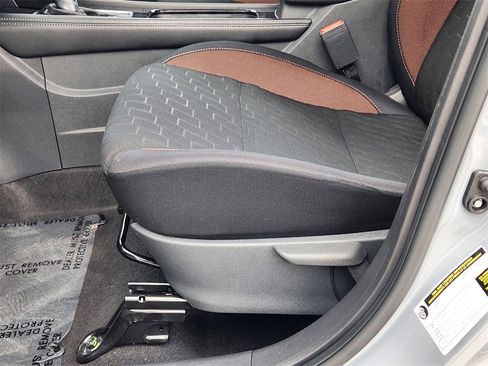 Used 2024 Nissan Kicks SR image 23