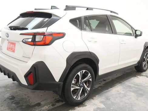 Used 2025 Subaru Crosstrek 2.0i Premium image 10