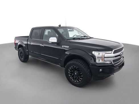 Used 2018 Ford F150 Platinum w/ Equipment Group 701A Luxury AWD/4WD image 3