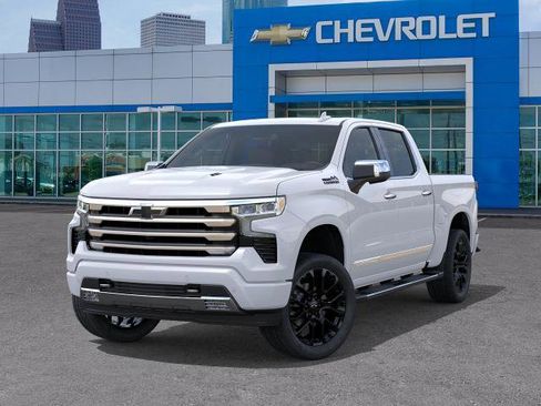 New 2026 Chevrolet Silverado 1500 High Country w/ Technology Package AWD/4WD image 6