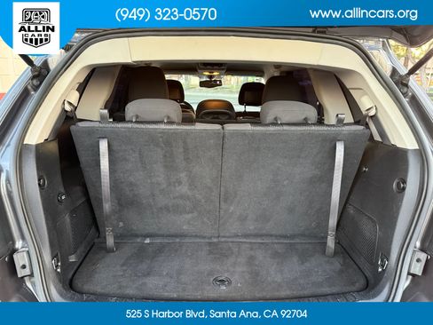 Used 2017 Dodge Journey SE w/ Flexible Seating Group FWD image 14