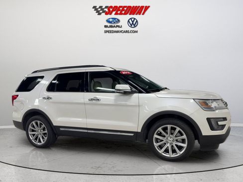 Used 2016 Ford Explorer Limited AWD/4WD image 3