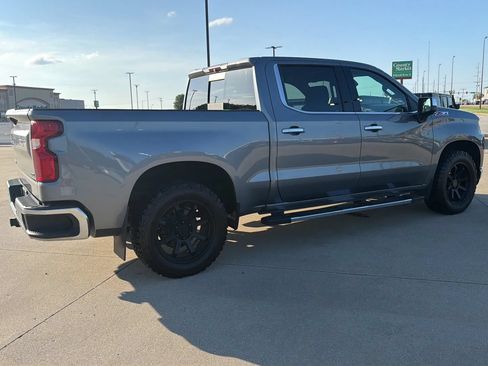 Used 2019 Chevrolet Silverado 1500 LTZ w/ LTZ Premium Package AWD/4WD image 24